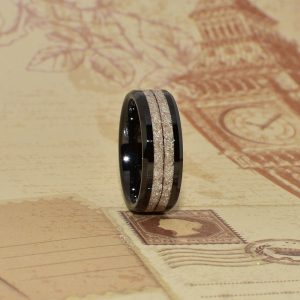 Fetsan_Bague_Ceramique Noir_avec cheveux_3