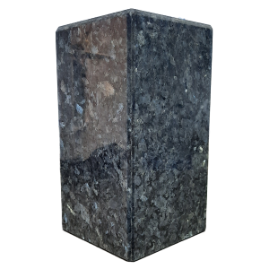 Urne funéraire en granite bleu – Marco polo